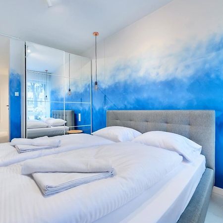 Apartamenty Sun & Snow Riverfront Гданьск Экстерьер фото