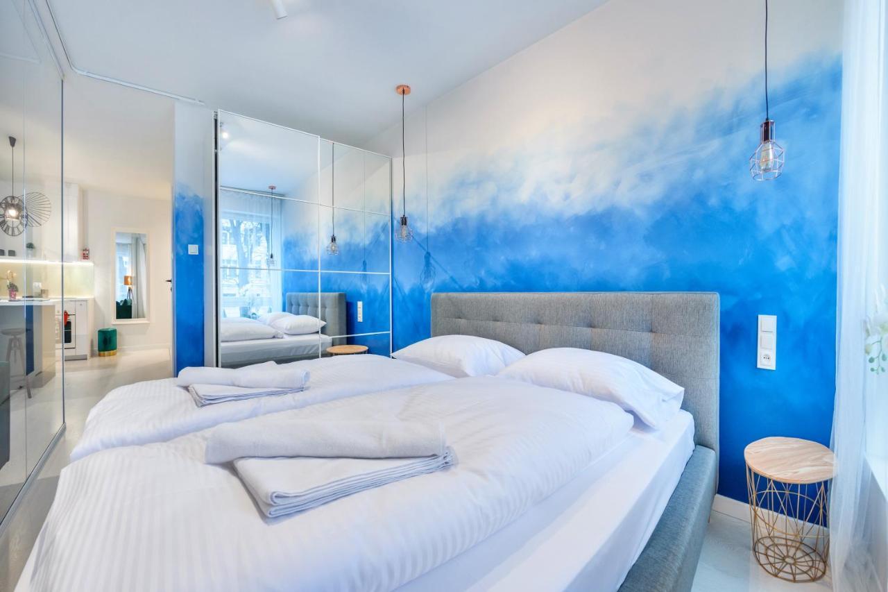 Apartamenty Sun & Snow Riverfront Гданьск Экстерьер фото