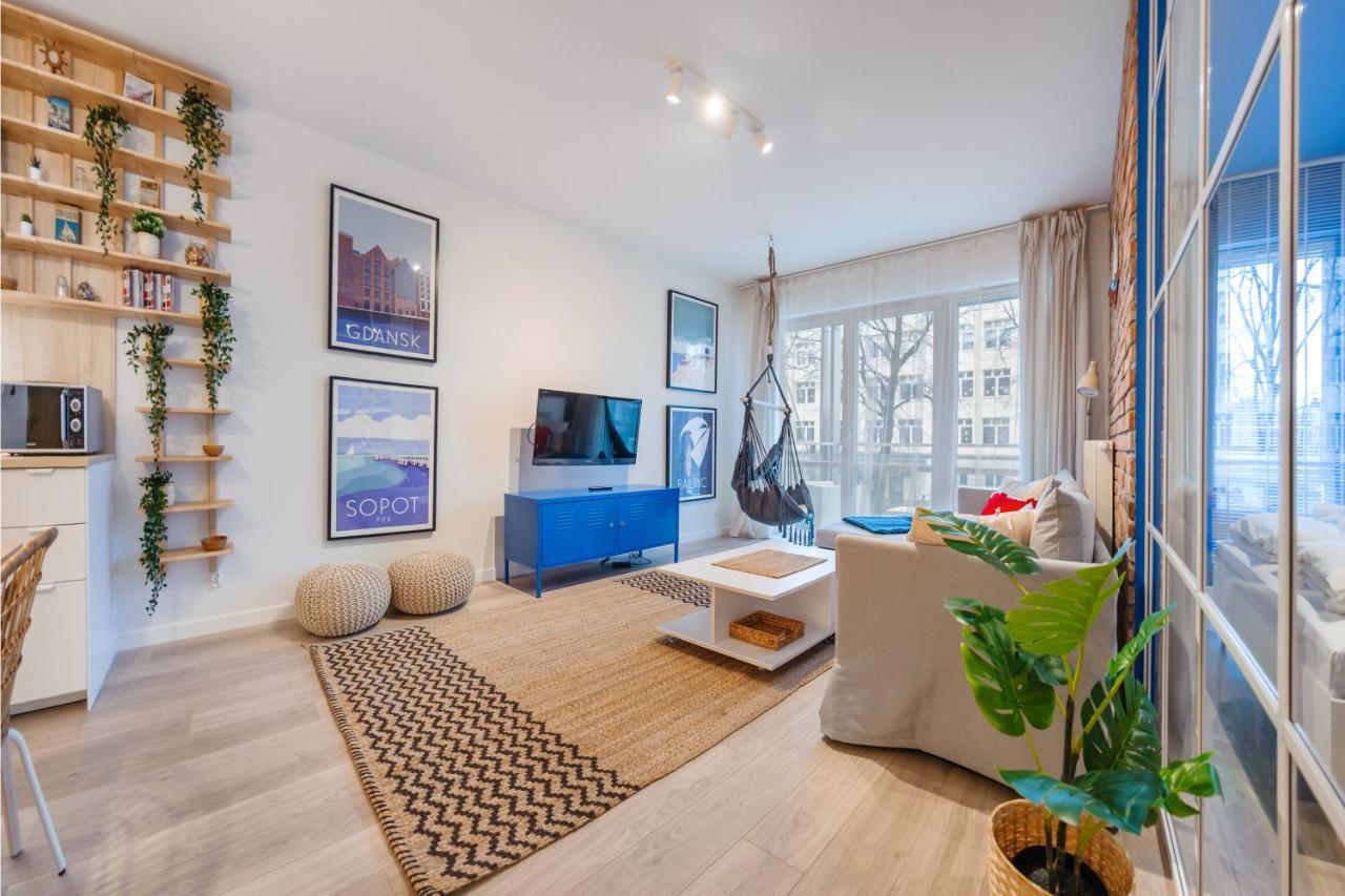 Apartamenty Sun & Snow Riverfront Гданьск Экстерьер фото