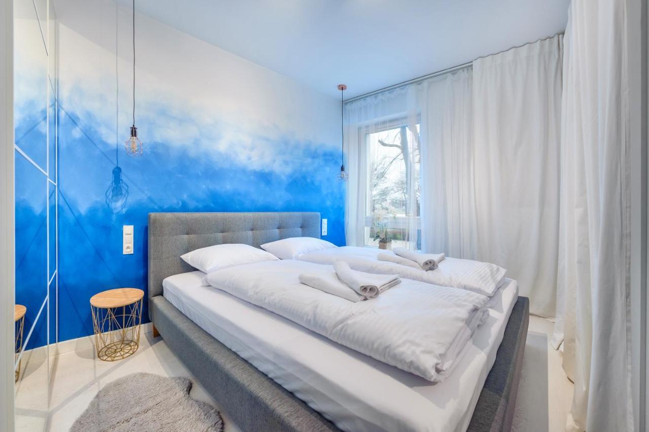 Apartamenty Sun & Snow Riverfront Гданьск Экстерьер фото