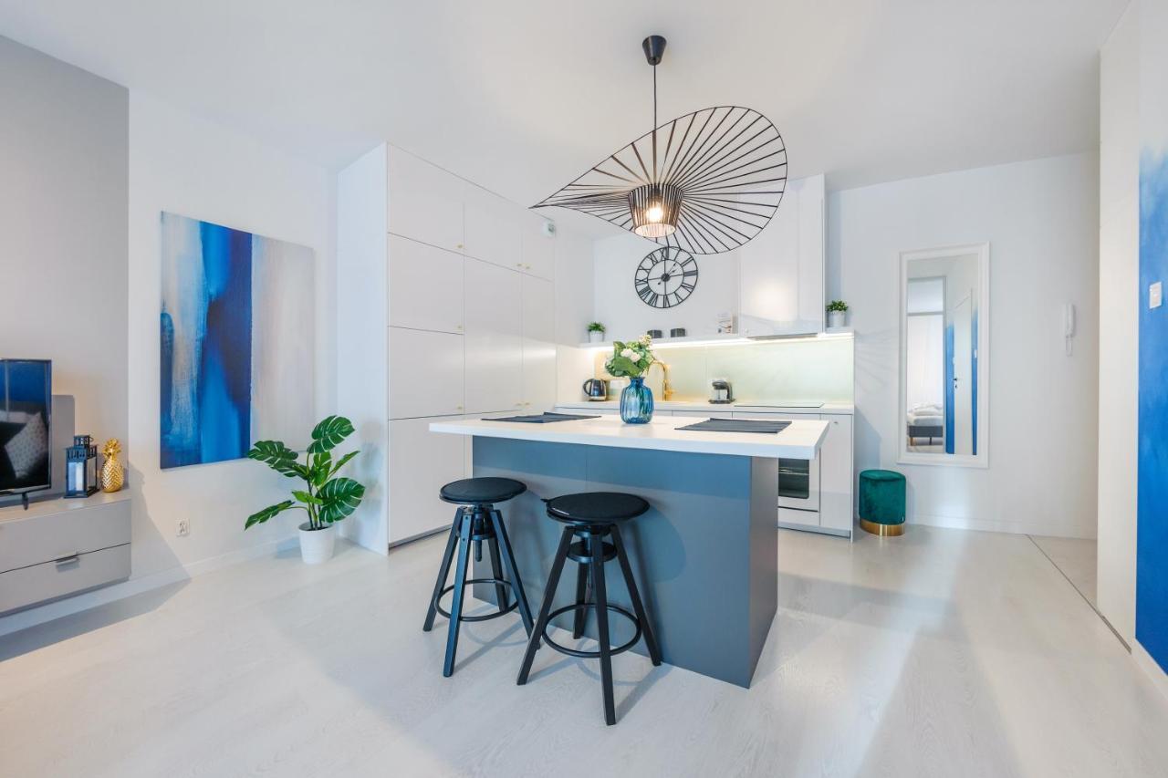 Apartamenty Sun & Snow Riverfront Гданьск Экстерьер фото
